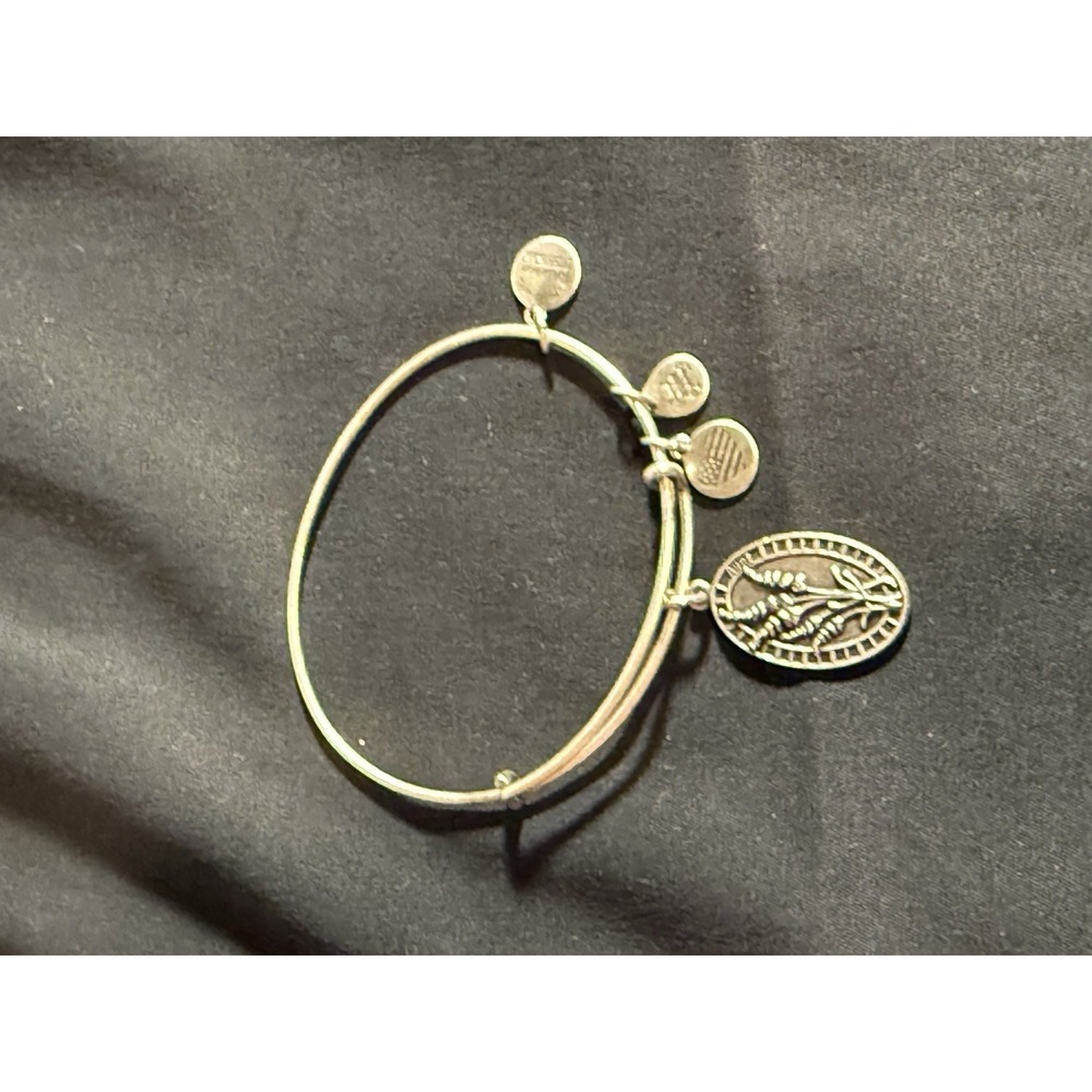 Alex and Ani 'Because I Love You, Aunt II' Lavender Charm‎ Bangle